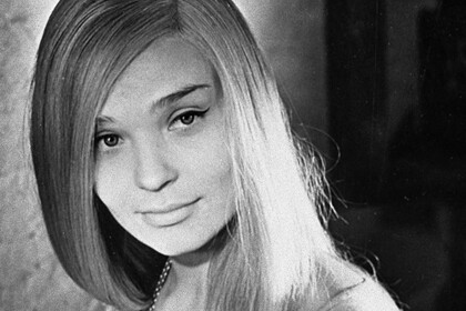 Pochemu Aktrisa Svetlana Svetlichnaya Vygnala Molodogo Muzha Rambler Kino