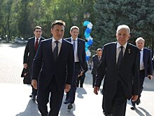 Андрей Воробьев наградил сотрудников «НПО машиностроения» в 80-й юбилей