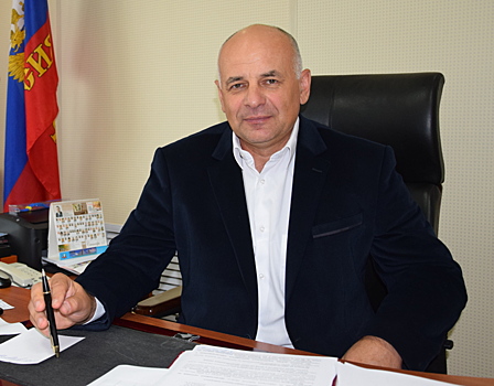 Председатель Курской облдумы предложил депутатам стать добровольцами