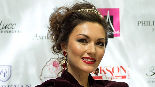 Актриса Юлия Такшина призналась, что хочет стать многодетной мамой