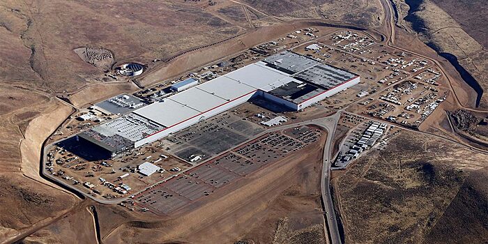 Илон Маск построит ещё три новых завода Gigafactory
