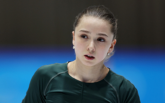 15-летняя Валиева дважды упала на тренировке перед выступлением на ОИ-2022