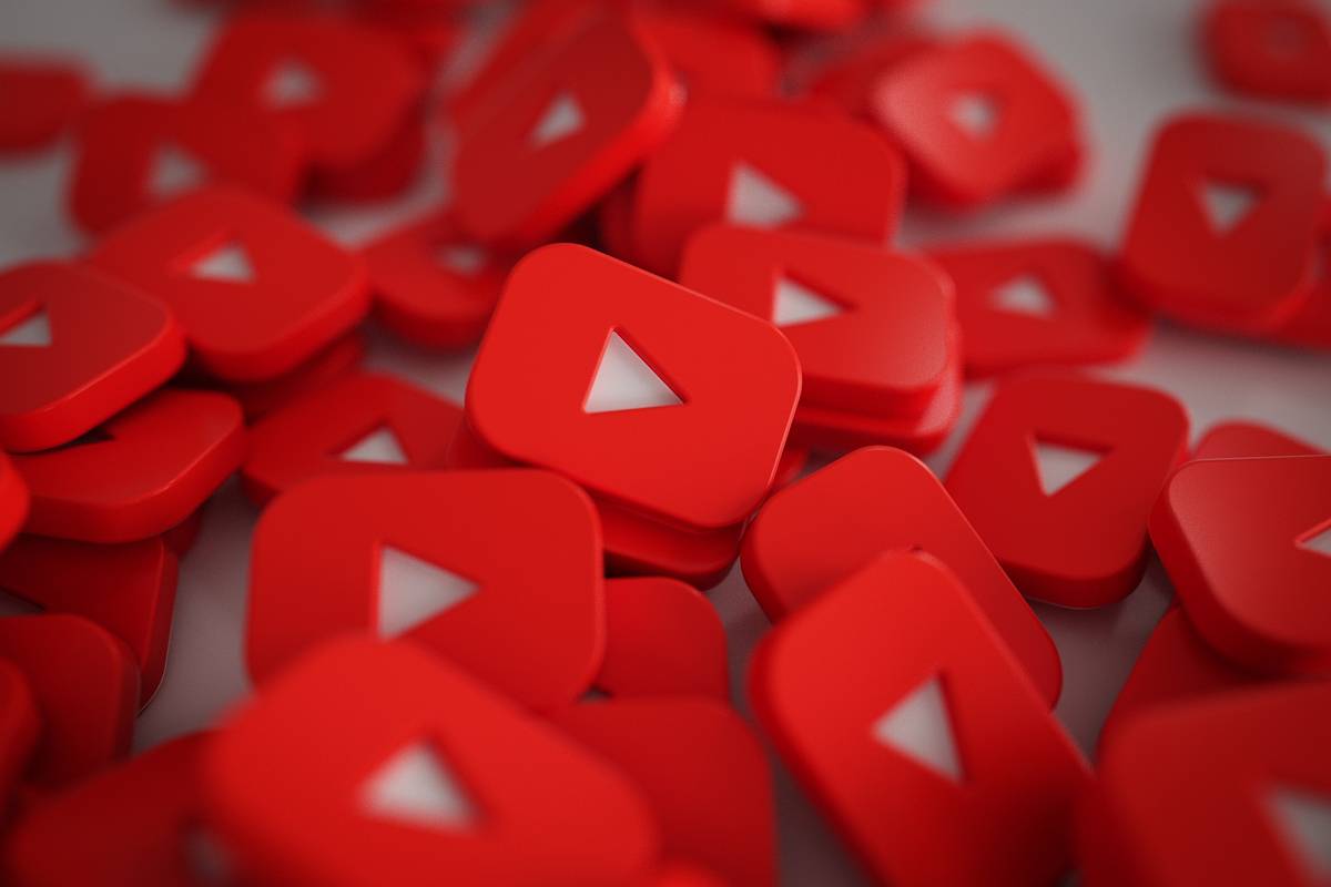 В работе YouTube произошел сбой