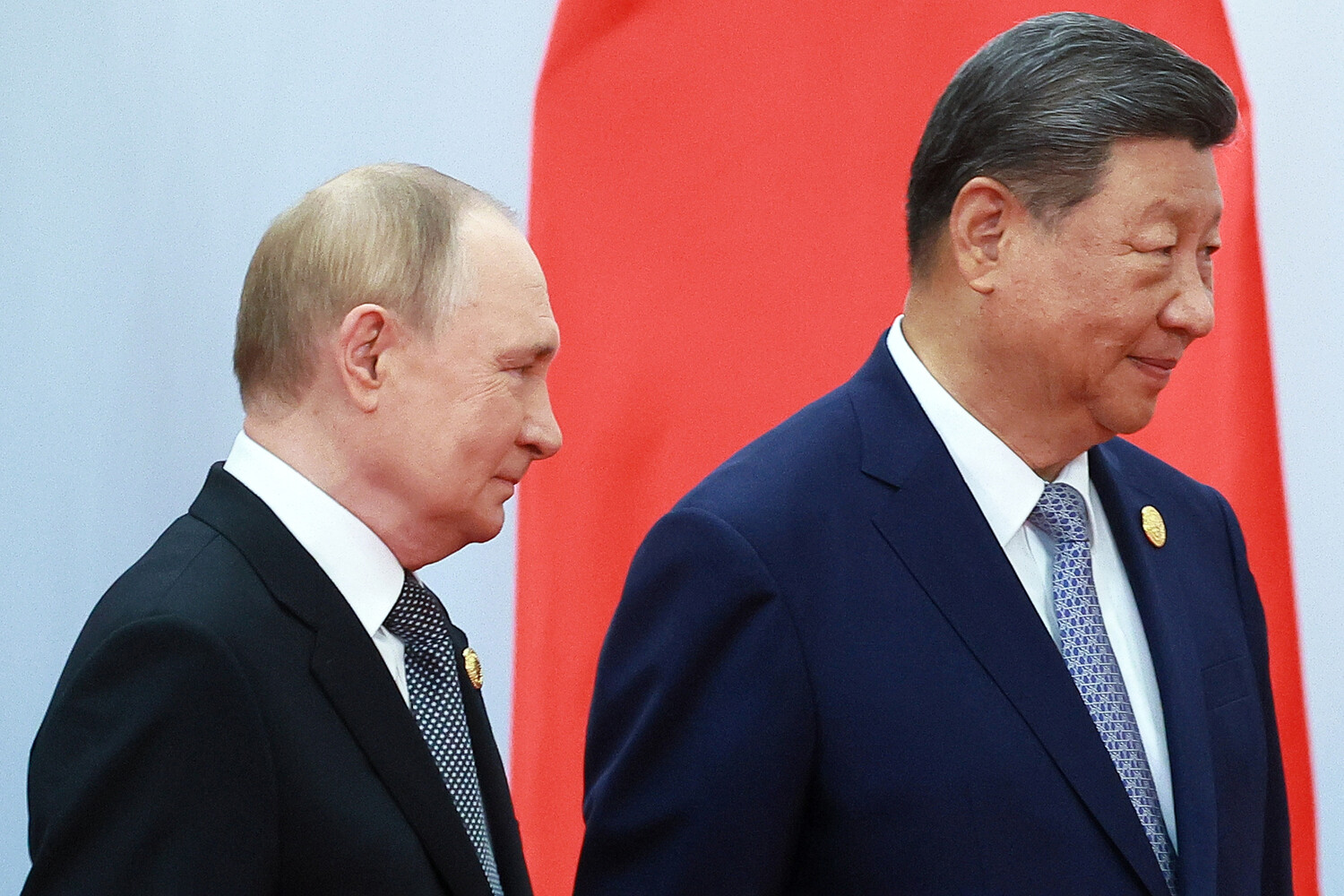 В КНР опровергли, что Си Цзиньпин говорил о возможном сожалении Путина из-за СВО