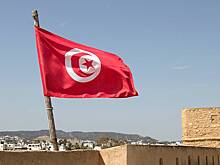 Власти Туниса третий день держат в аэропорту экипаж вертолета Ми-26