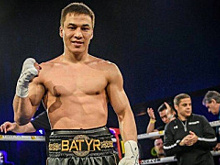 Казахстанский топ-проспект Джукембаев победил экс-чемпиона мира