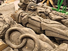 Деревянных идолов Гаврилова установят в парке Маяковского – их уже начали реставрировать