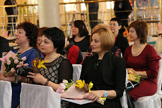 В Орловской области наградили «Женщин-лидеров»