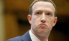 Акционеры Facebook требуют свержения Цукерберга