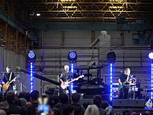 На Омском заводе транспортного машиностроения прошёл концерт «Музыка в цехах»