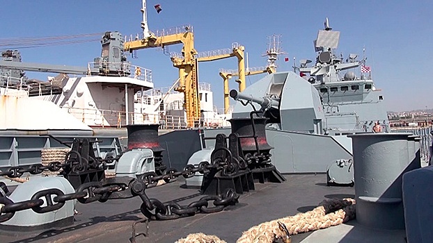 Под Андреевским флагом: как устроен прибывший в порт Тартуса российский фрегат «Адмирал Эссен»