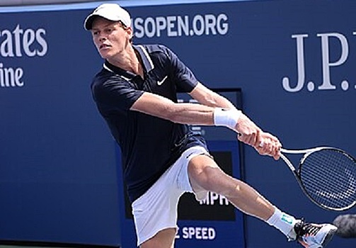 Обвиненный в допинге Синнер завершит год в статусе первой ракетки мира