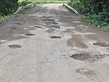 В Большой Туле люди записали видеообращение из-за разбитой дороги