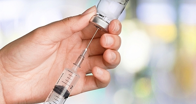 Ученые выяснили, почему родители отказываются от прививок