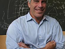 Джеффри Эпштейн пытался шантажировать Билла Гейтса интрижкой с русской женщиной