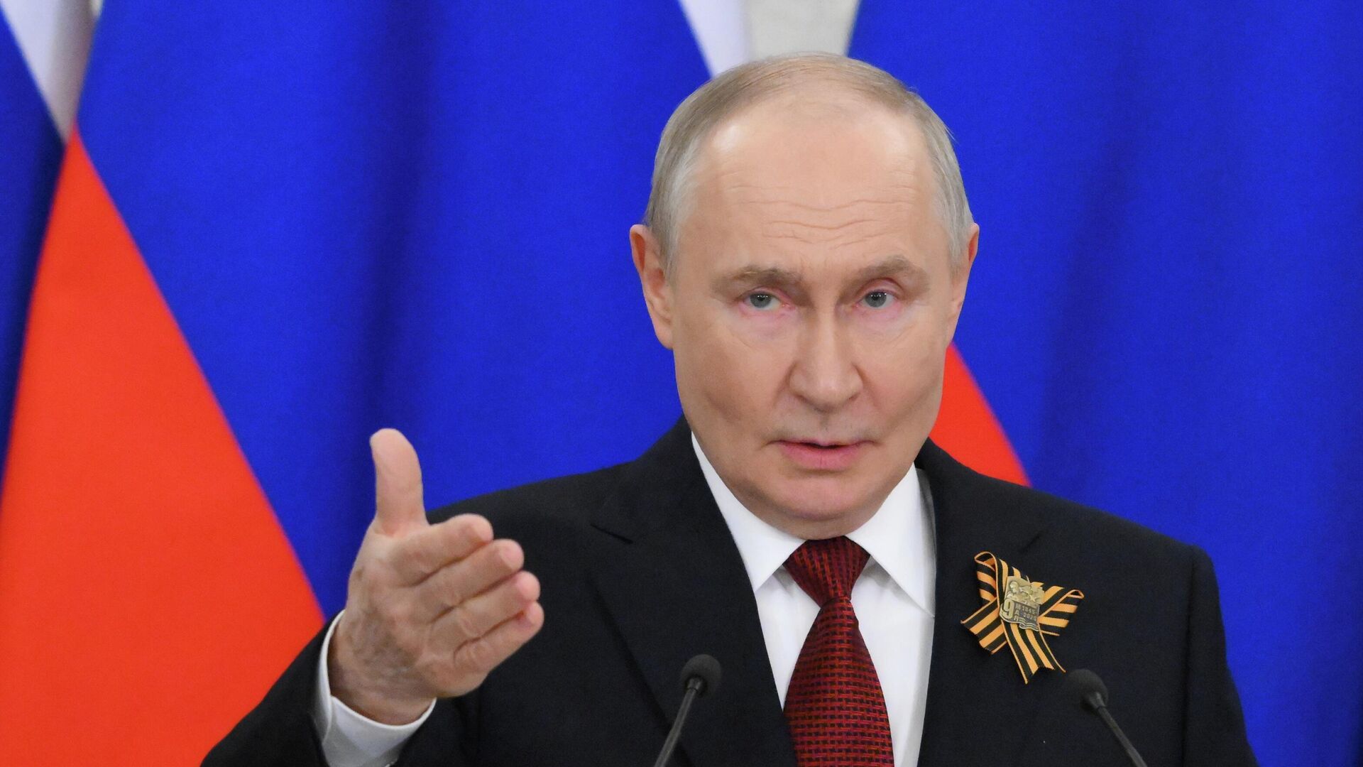 Депутат Слуцкий: Украина не хочет мира, но находится под внешним управлением