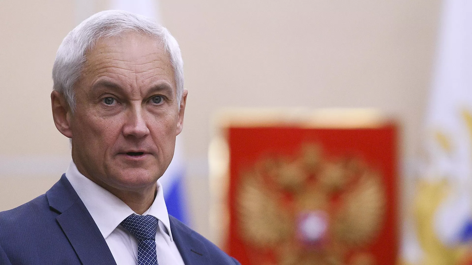 Белоусов вручил награды Золотая Звезда отличившимся участникам СВО