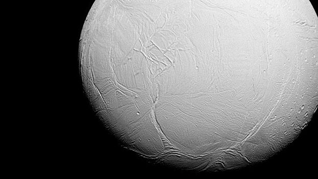Ученые: спутник Сатурна может быть пригодным для жизни