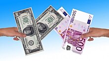 ЦБ повысил официальный курс евро более чем на 1 рубль