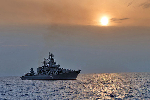 Россия установила "слежку" за кораблем США