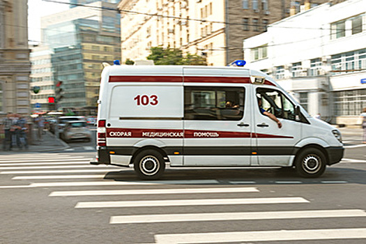 Заслуженный артист России умер на остановке общественного транспорта