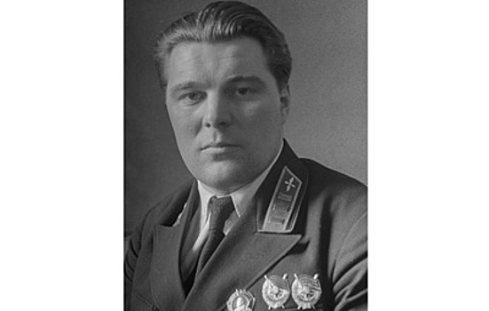 Тошка, Родриго Матео, Герой Советского Союза. Жизнь и гибель летчика Анатолия Серова
