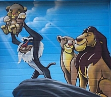 У одной из детских площадок Челябинска нарисовали легендарную сцену из “Короля Льва”