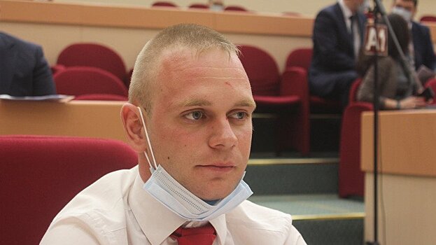 «Процесс омоложения идет чересчур стремительно». Саратовские коммунисты рассказали о коллеге, который пришел в КПРФ девятилетним