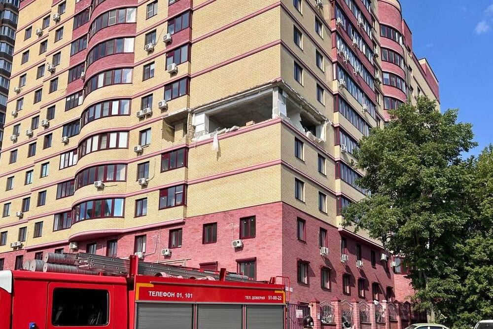 Взрыв произошел в жилом доме в центре Курска
