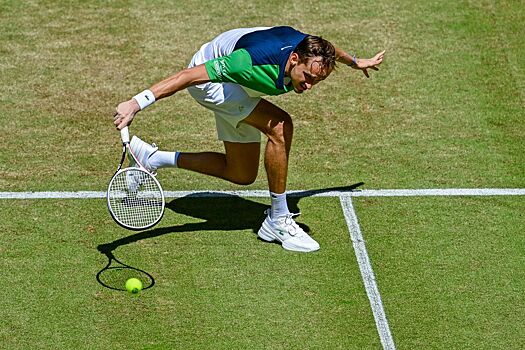 Даниил Медведев — Артур Фери, прогноз на матч Уимблдона 3 июля 2023 года, смотреть онлайн бесплатно, прямая трансляция