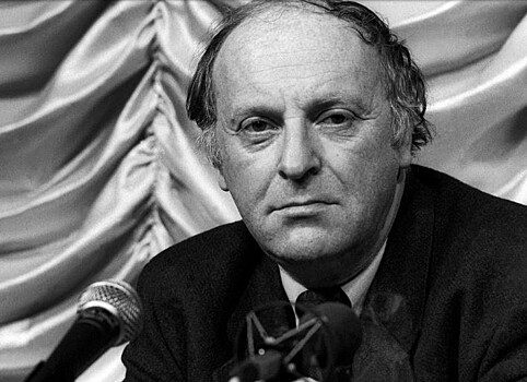 Евгений Цыганов поставил пьесу Иосифа Бродского "Демократия!"