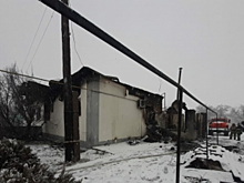 В Саратовской области при пожаре в частном доме погибли двое взрослых и ребенок