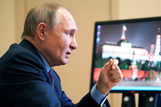 Путину предложили завести видеоблог