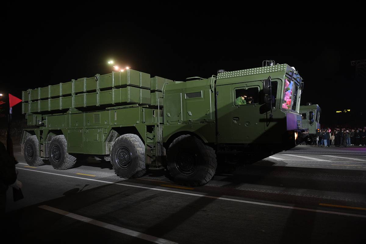 ВС России впервые ударили по Украине новой баллистической ракетой