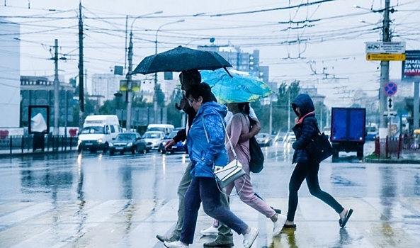 Проекционный пешеходный переход тестируют в Ворошиловском районе Волгограда