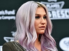 В новом альбоме певица Kesha расскажет всему миру о наболевшем