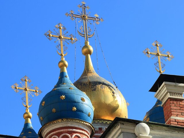 В РПЦ призвали россиян брать отгулы для посещения церкви в будние дни