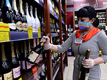 Минфин предложил ввести ответственность за контрабанду алкоголя