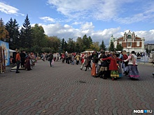 Гусли, канат, хоровод: в Первомайском сквере прошёл фестиваль славянской культуры