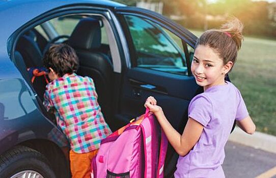 Почему детей не рекомендуют возить в школу на автомобиле?