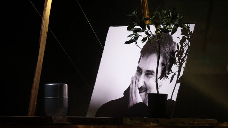 Прощание с Юрием Бутусовым прошло в Театре имени Пушкина