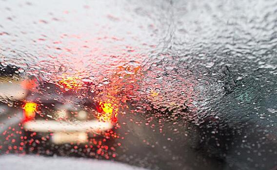 Почему потеют стекла в машине и как с этим бороться