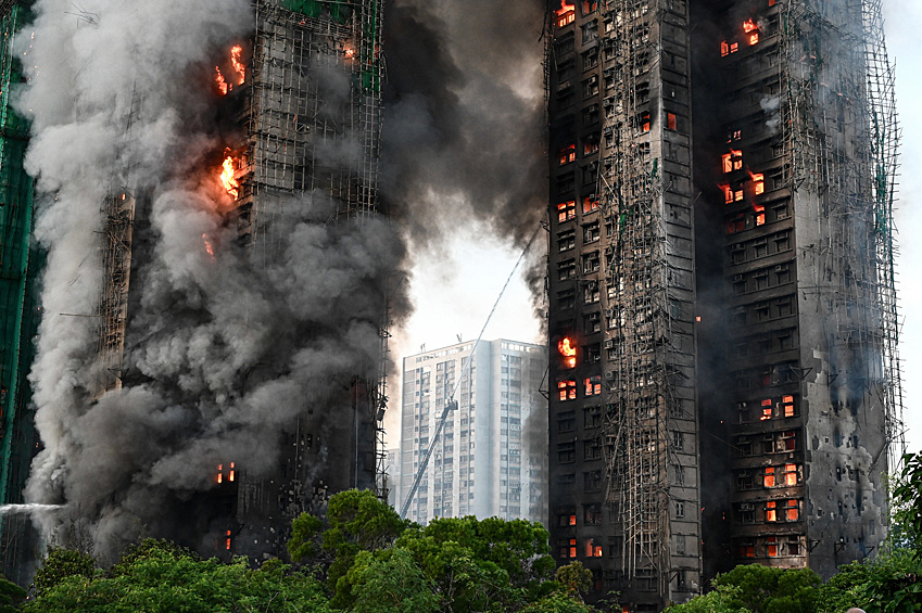 Пожар в высотном жилом комплексе "Ван Фук Корт"