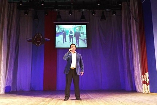 В Сети сообщили о смерти российского певца Игоря Сыроватского