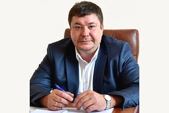 Незаменимых у нас нет - Почему министру здравоохранения Крыма Игорю Чемоданову вряд ли удастся выполнить наказ президента