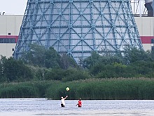 Роспотребнадзор забраковал воду на всех пляжах Санкт-Петербурга