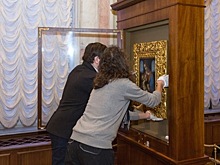 Эрмитаж для удобства публики перенес картины да Винчи с места, где они висели 40 лет