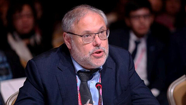 Грядёт девальвация: Хазин обозначил причины и сроки