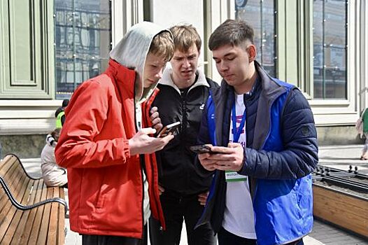 Молодые свердловчане могут отправиться в патриотический тур по России за успехи в добровольческой деятельности