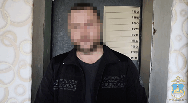 Турист приехал в Кострому за сыром, но стал эксгибиционистом и обрадовался полицейским